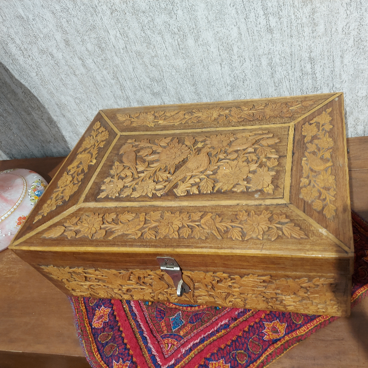 جعبه آباده تمام منبت شیراز 